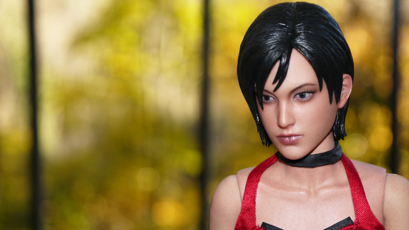 Illustration for article titled Hot Toys' Ada Wong Is Lovely, But Can She Pull Off That Dress?